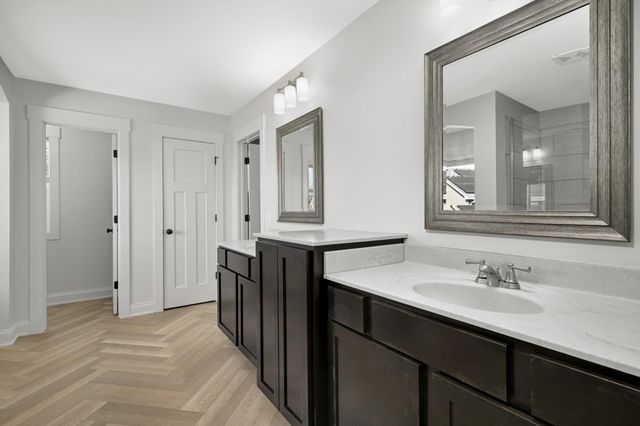 20377 Hampton Court, Lakeville, MN 55044