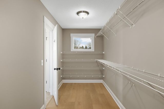 20377 Hampton Court, Lakeville, MN 55044