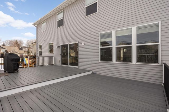 20377 Hampton Court, Lakeville, MN 55044