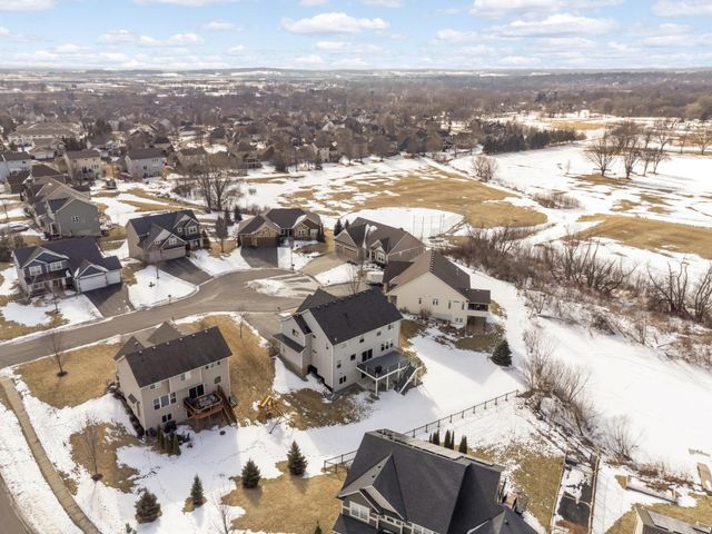 20377 Hampton Court, Lakeville, MN 55044