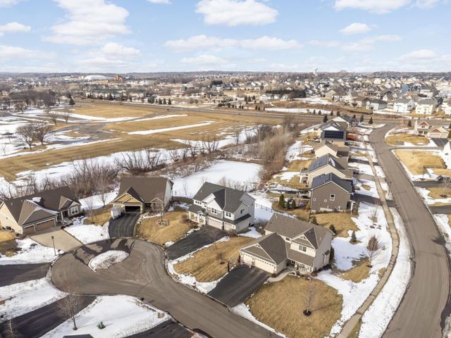 20377 Hampton Court, Lakeville, MN 55044