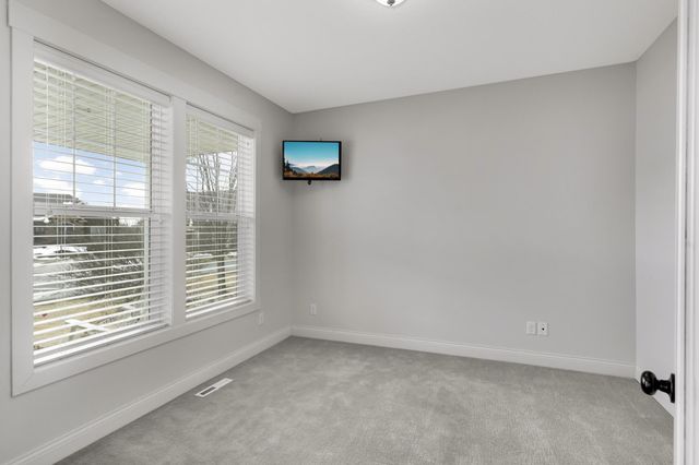 20377 Hampton Court, Lakeville, MN 55044