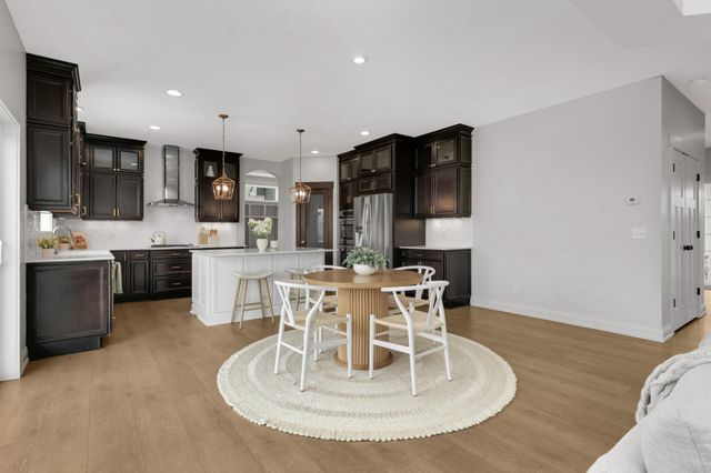 20377 Hampton Court, Lakeville, MN 55044