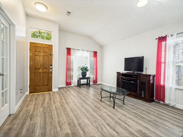5032 Coral Cove, Denton, TX 76210