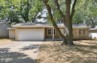 2611 North Marlan Avenue, Springfield, MO 65803