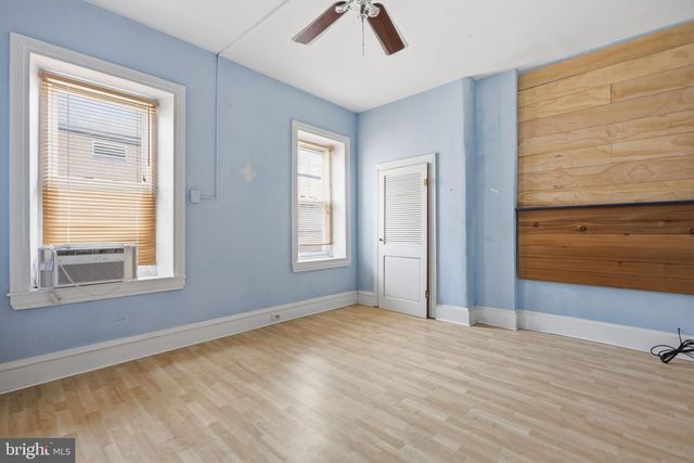 353 HERMITAGE ST, Philadelphia, PA 19128