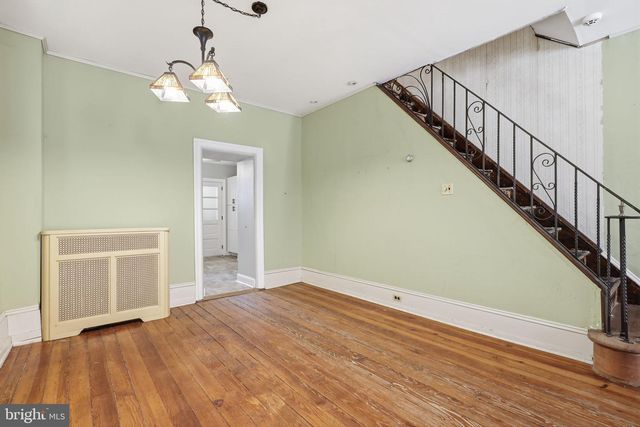 353 HERMITAGE ST, Philadelphia, PA 19128