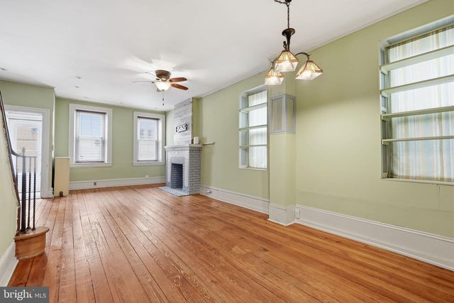 353 HERMITAGE ST, Philadelphia, PA 19128