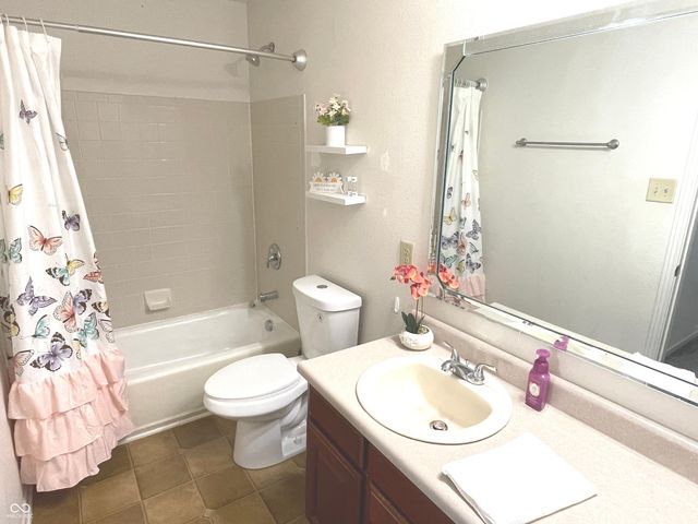 15278 Radiance Drive, Noblesville, IN 46060