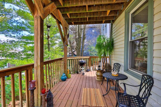 982 Hatch Street, Cincinnati, OH 45208