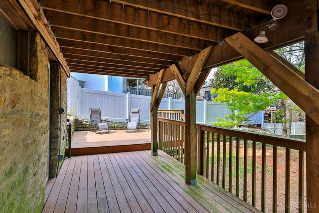 982 Hatch Street, Cincinnati, OH 45208