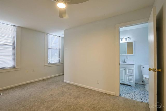 982 Hatch Street, Cincinnati, OH 45208