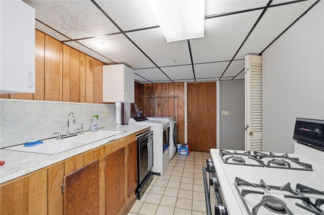 65 Thelma Avenue, North Providence, RI 02904
