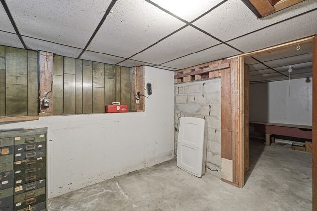 65 Thelma Avenue, North Providence, RI 02904