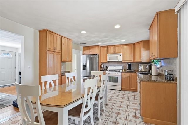 65 Thelma Avenue, North Providence, RI 02904