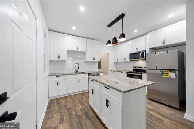 2972 8th Street, East Point, GA 30344
