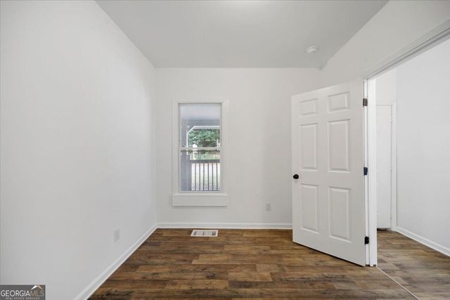 2972 8th Street, East Point, GA 30344
