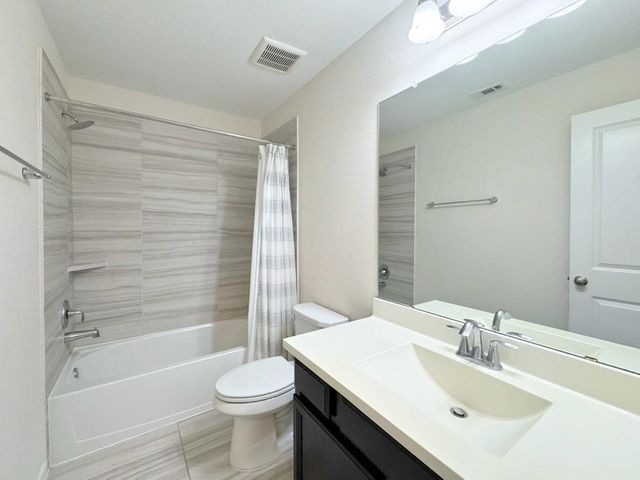 2514 Deerwood Heights Lane, Manvel, TX 77578