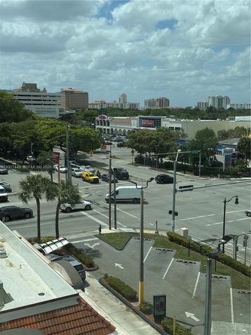 3180 SW 22nd Ter 302, Miami, FL 33145