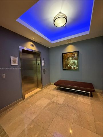 3180 SW 22nd Ter 302, Miami, FL 33145