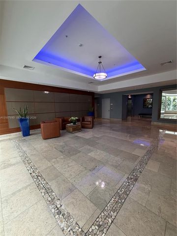 3180 SW 22nd Ter 302, Miami, FL 33145