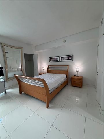 3180 SW 22nd Ter 302, Miami, FL 33145