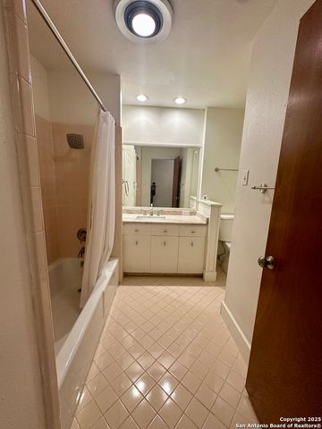 939 Serenade, San Antonio, TX 78213