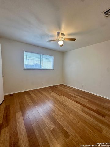 939 Serenade, San Antonio, TX 78213