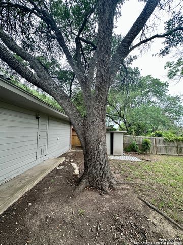 939 Serenade, San Antonio, TX 78213