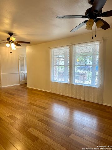939 Serenade, San Antonio, TX 78213