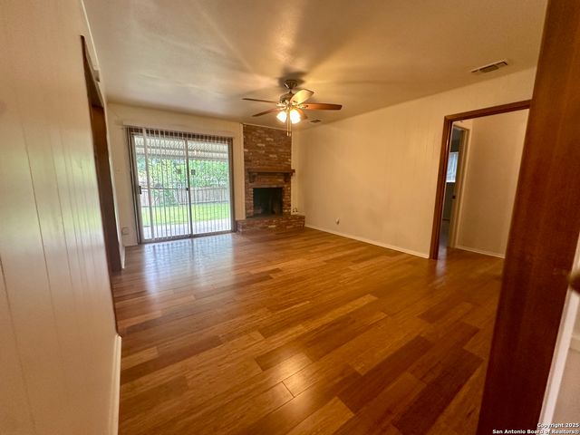 939 Serenade, San Antonio, TX 78213