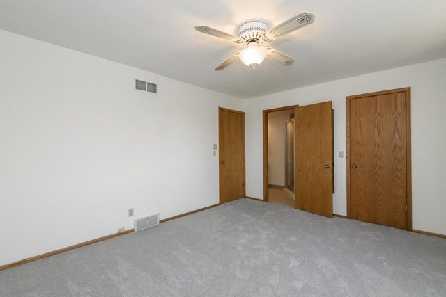 W132N8130 Danell DRIVE, Menomonee Falls, WI 53051