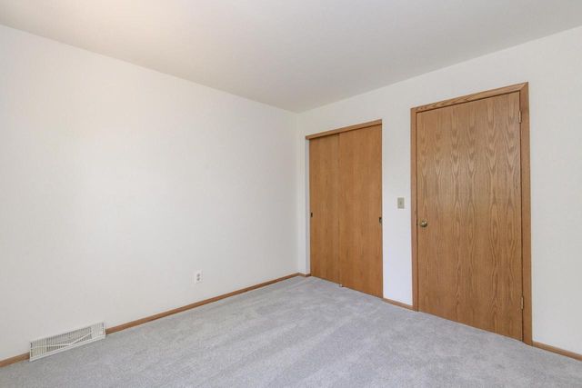 W132N8130 Danell DRIVE, Menomonee Falls, WI 53051