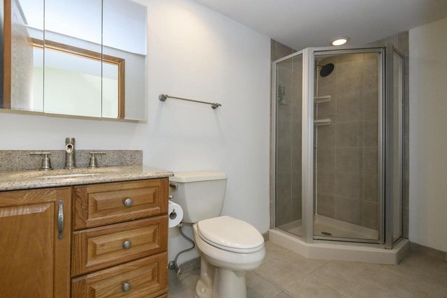 W132N8130 Danell DRIVE, Menomonee Falls, WI 53051