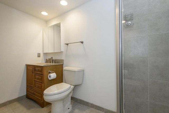 W132N8130 Danell DRIVE, Menomonee Falls, WI 53051