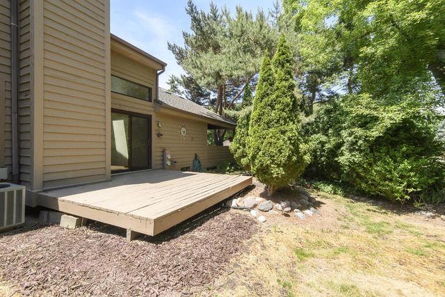 W132N8130 Danell DRIVE, Menomonee Falls, WI 53051