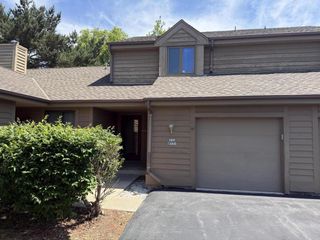 W132N8130 Danell DRIVE, Menomonee Falls, WI 53051