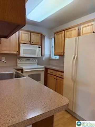 1607 Briarwood Lane A, Bethlehem City, PA 18020