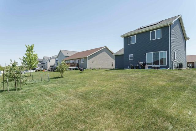1310 Brunette Downs Drive, Madison, WI 53718