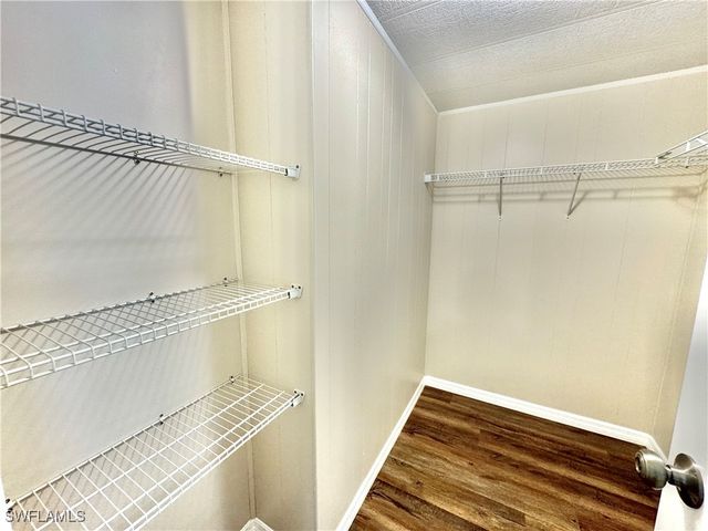 1252 Henderson Creek DR, Naples, FL 34114