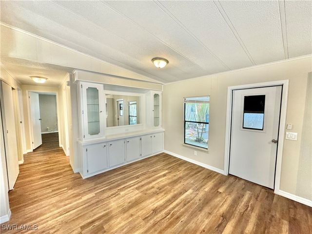 1252 Henderson Creek DR, Naples, FL 34114