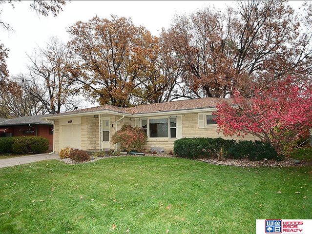 2728 S 44th Street, Lincoln, NE 68506