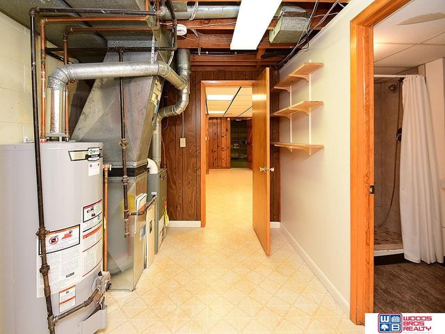 2728 S 44th Street, Lincoln, NE 68506