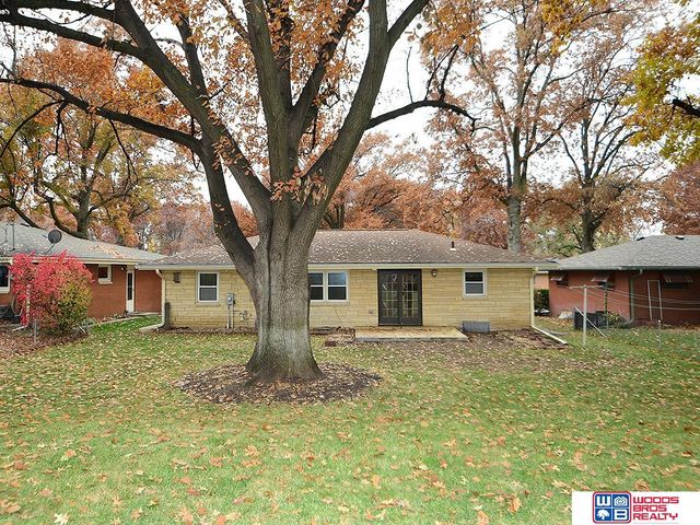 2728 S 44th Street, Lincoln, NE 68506