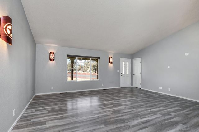 12244 NW 10th Street, Terrebonne, OR 97760