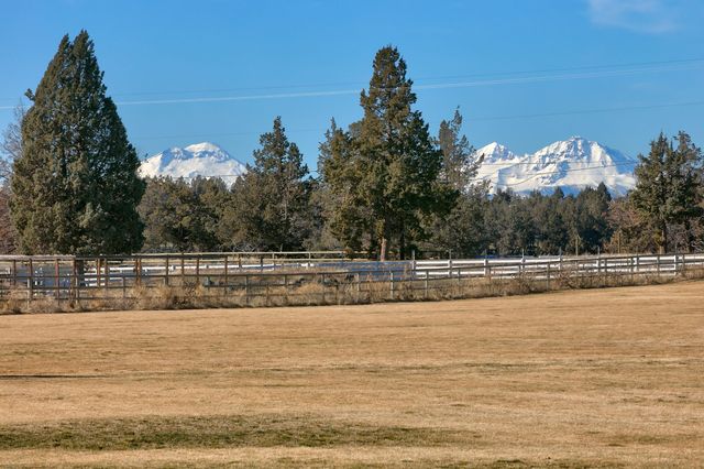 12244 NW 10th Street, Terrebonne, OR 97760