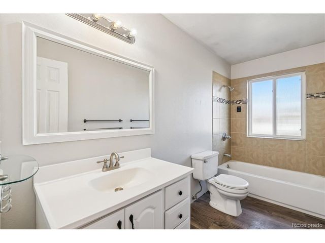 4640 S Garrison St, Littleton, CO 80123