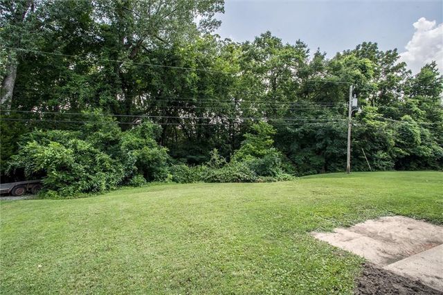 1209 N 75th Drive, Kansas City, KS 66112