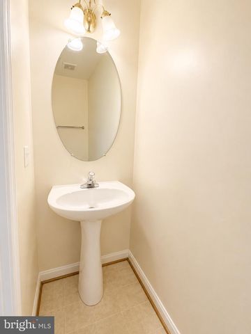 8809 FRANCISCO CT, Upper Marlboro, MD 20774