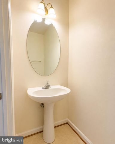 8809 FRANCISCO CT, Upper Marlboro, MD 20774